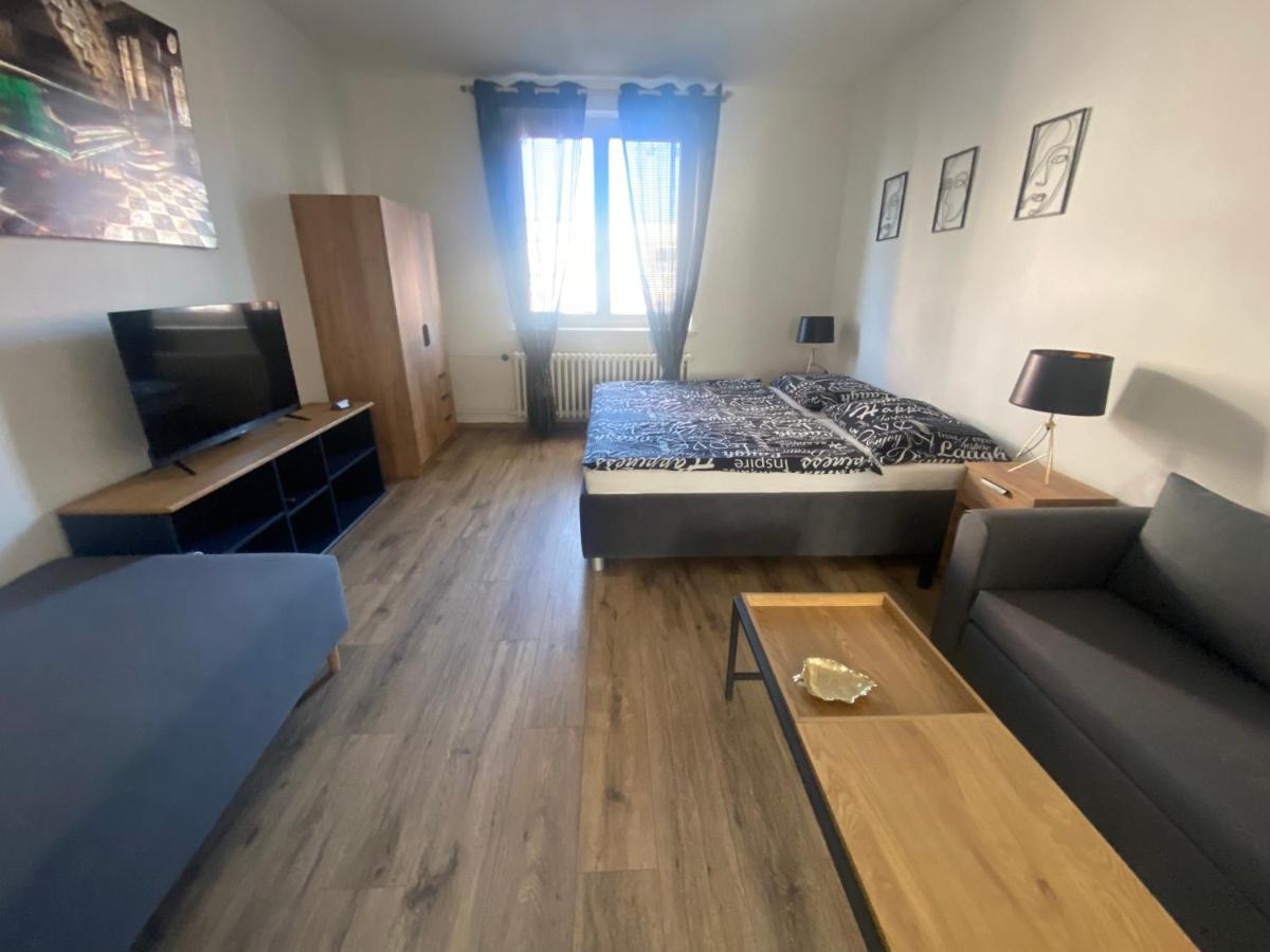Cerna Ruze - Apartman 4 Plzeň Esterno foto